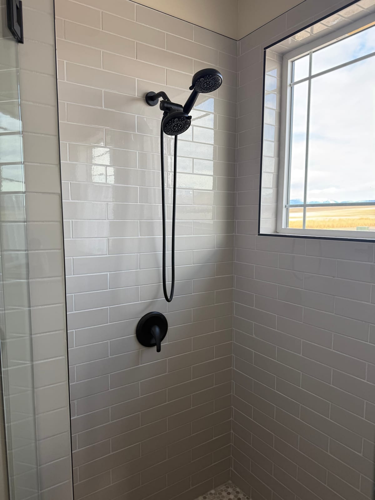 Townsend ranch: tiled shower