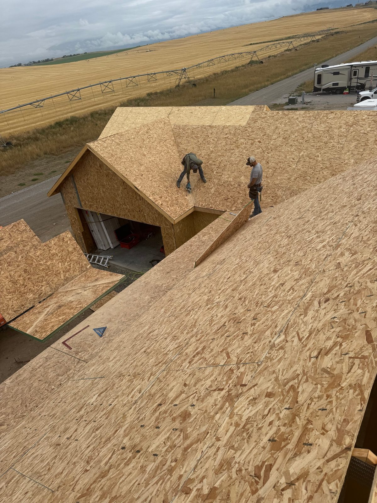 Townsend ranch: sheathing the roof